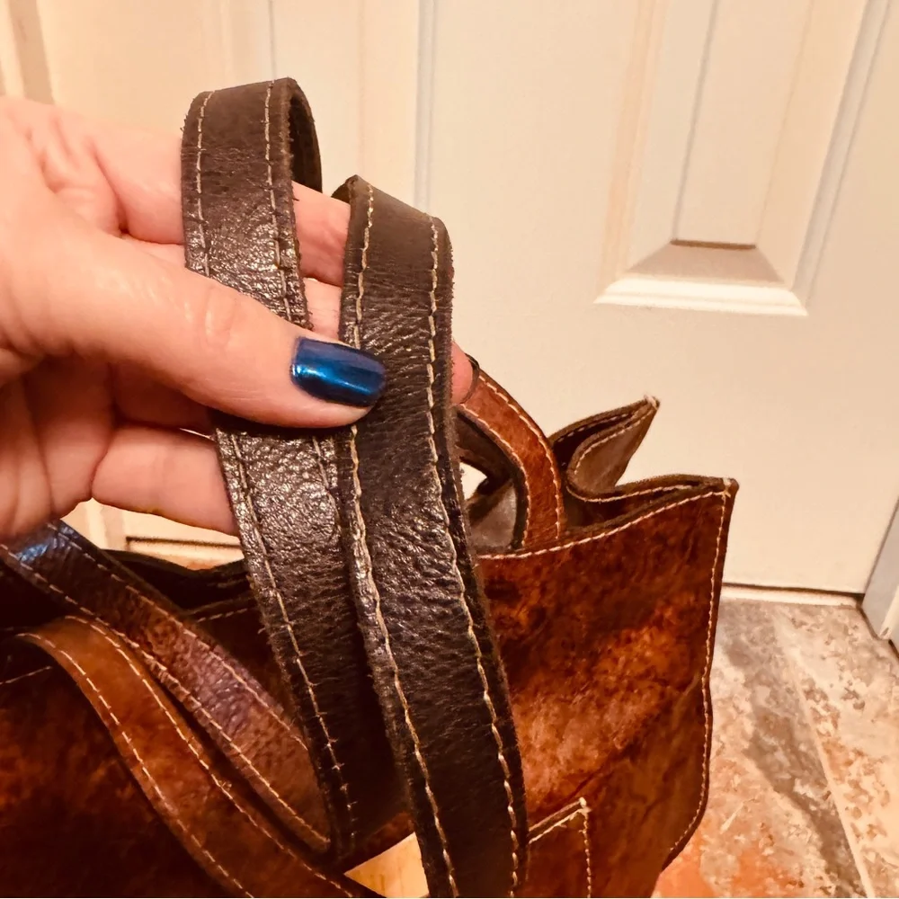 LIKE NEW! PATRICIA NASH TOSCANO BROWN TOOLED TUSCAN TOTE SHOULDER BAG!